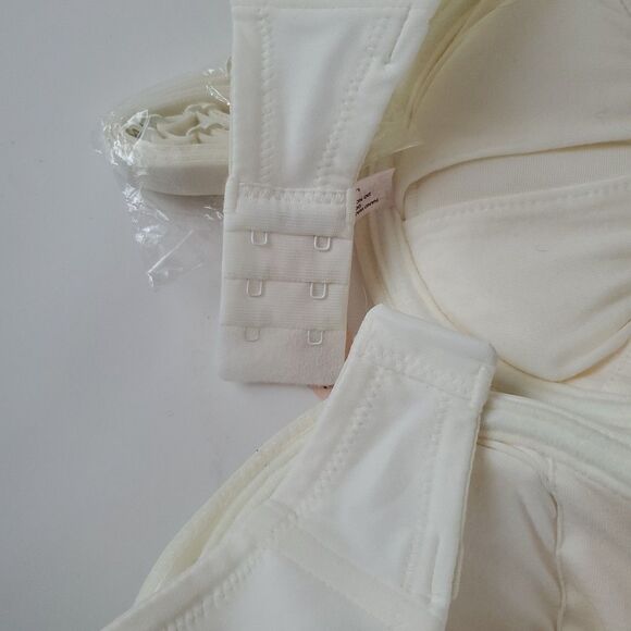 Victoria's Secret White Body By Victoria Strapless Multi Way Bra Womens 34C VTG - Picture 6 of 9